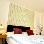 게스트하우스 Raimund 3*