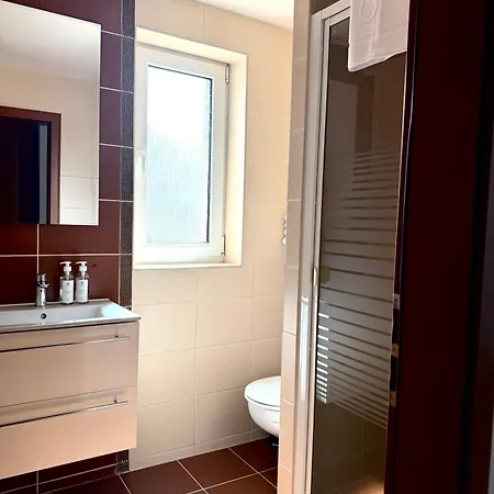 Raimund Guest house